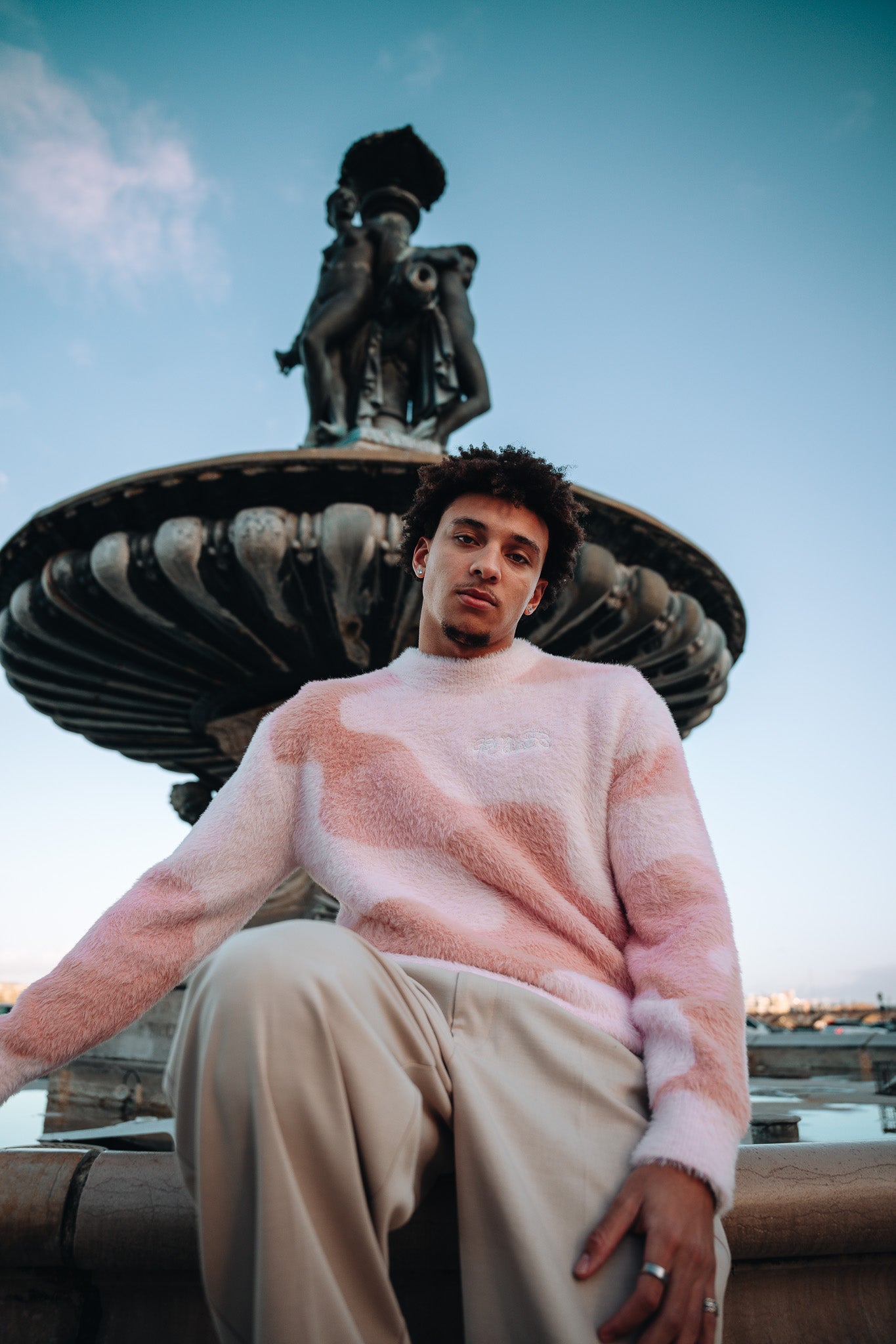 Ascend knit